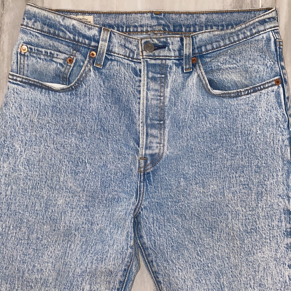 Levi’s Premium 501 Acid Wash Crop, Big E (2018), 29x26, EUC, $129 MSRP - Picture 8 of 14